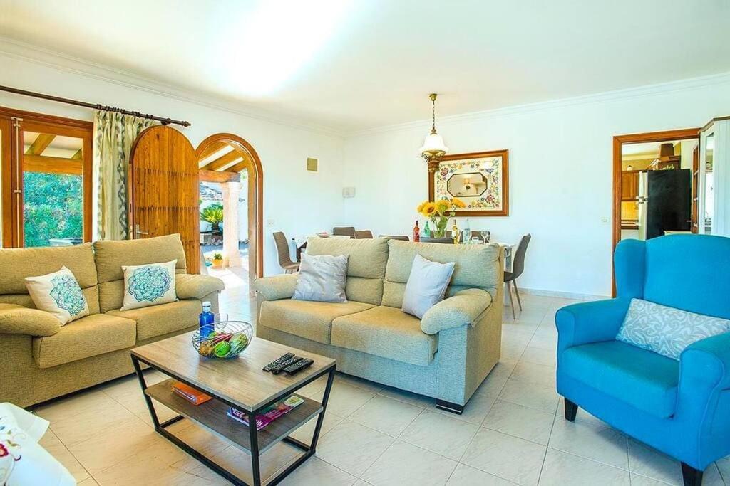 Geranios By Renthousing Pollenca